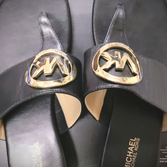 Michael Kors Sandals - Picture 10 of 11